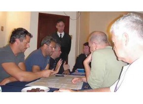 Nadadores internacionales planifican cruzar aguas del canal Beagle y el Cabo de Hornos